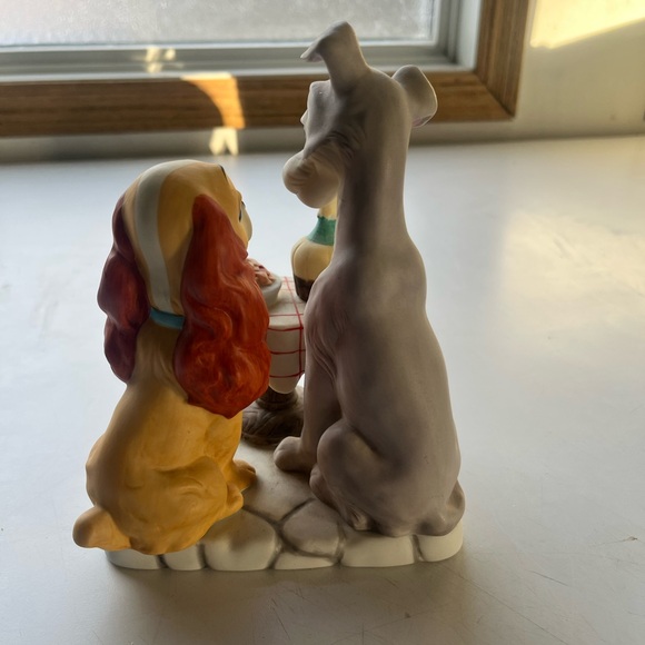 Disney figurine  Lady  and The Tramp from the 90’s - Picture 2 of 2